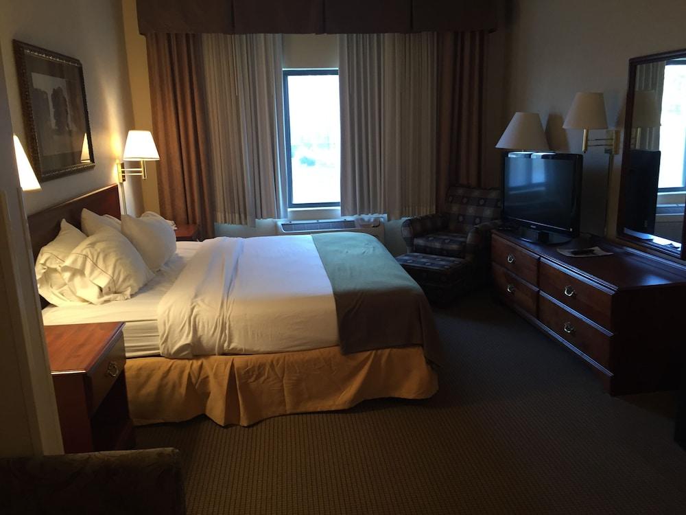 Comfort Inn & Suites Emporia Esterno foto