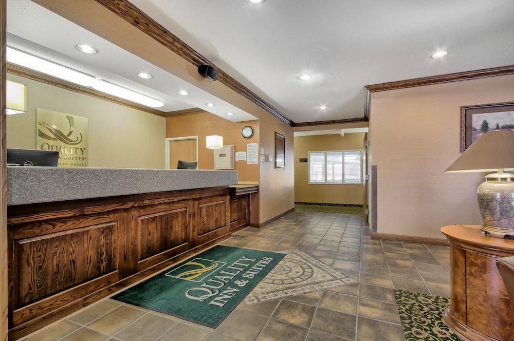 Comfort Inn & Suites Emporia Esterno foto
