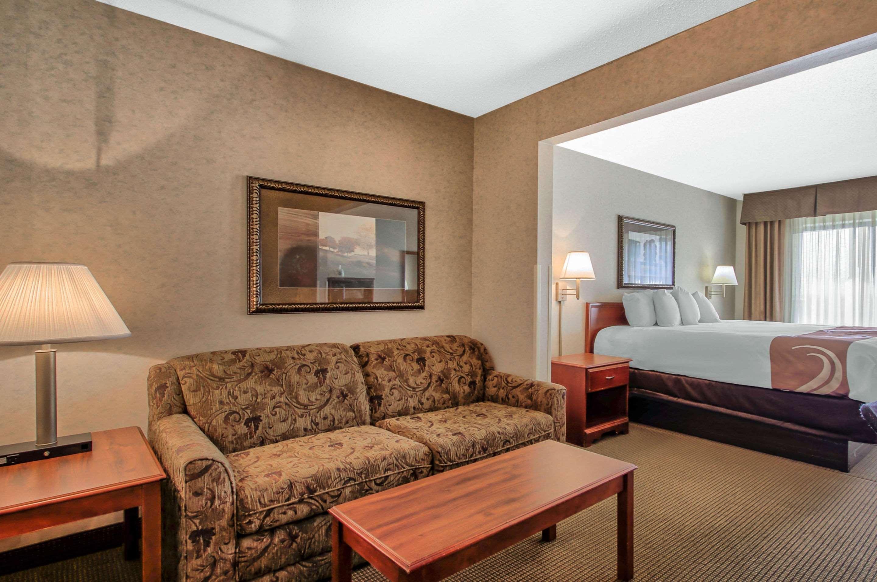 Comfort Inn & Suites Emporia Esterno foto