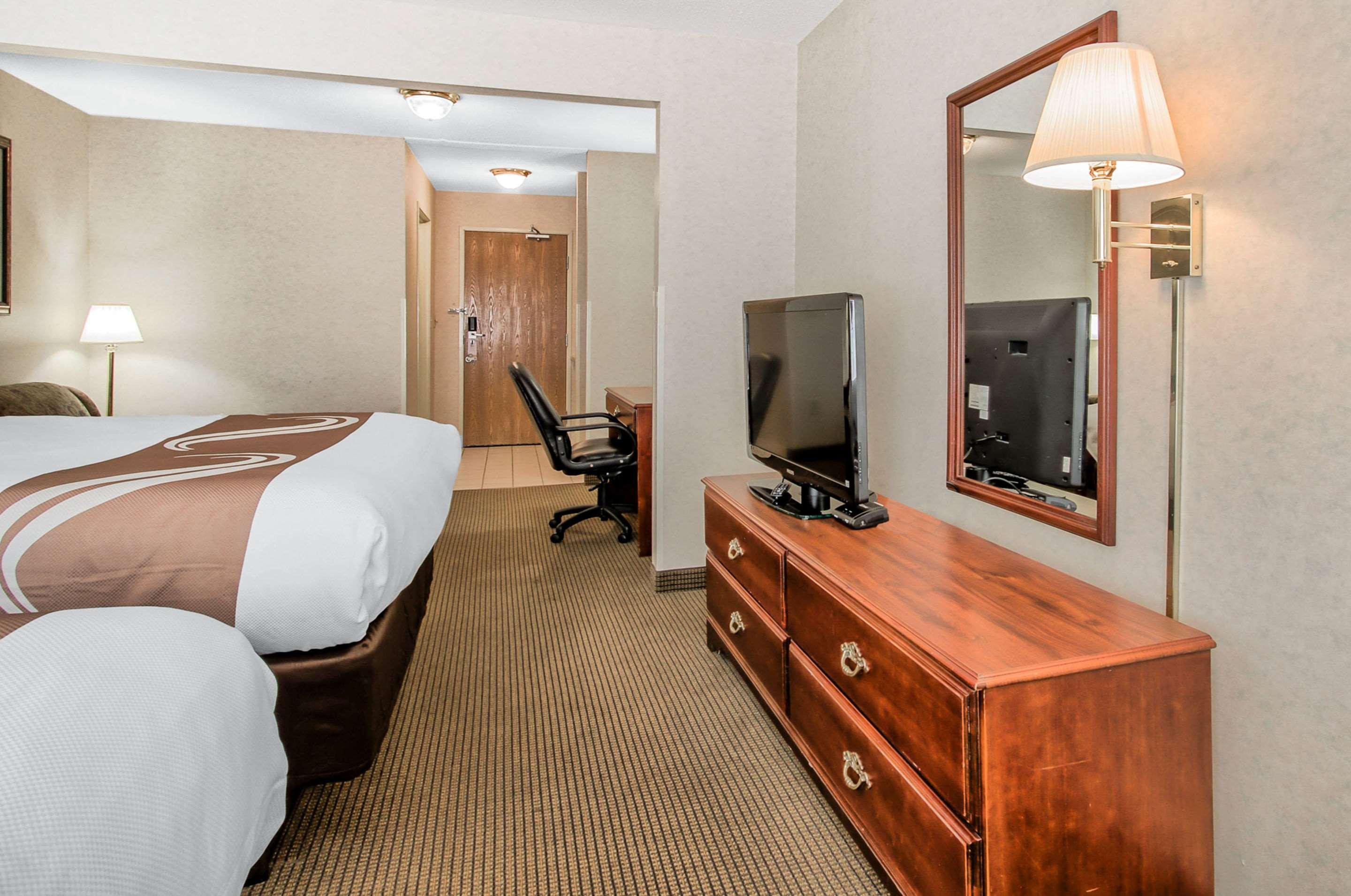 Comfort Inn & Suites Emporia Esterno foto