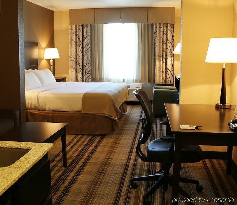 Comfort Inn & Suites Emporia Esterno foto