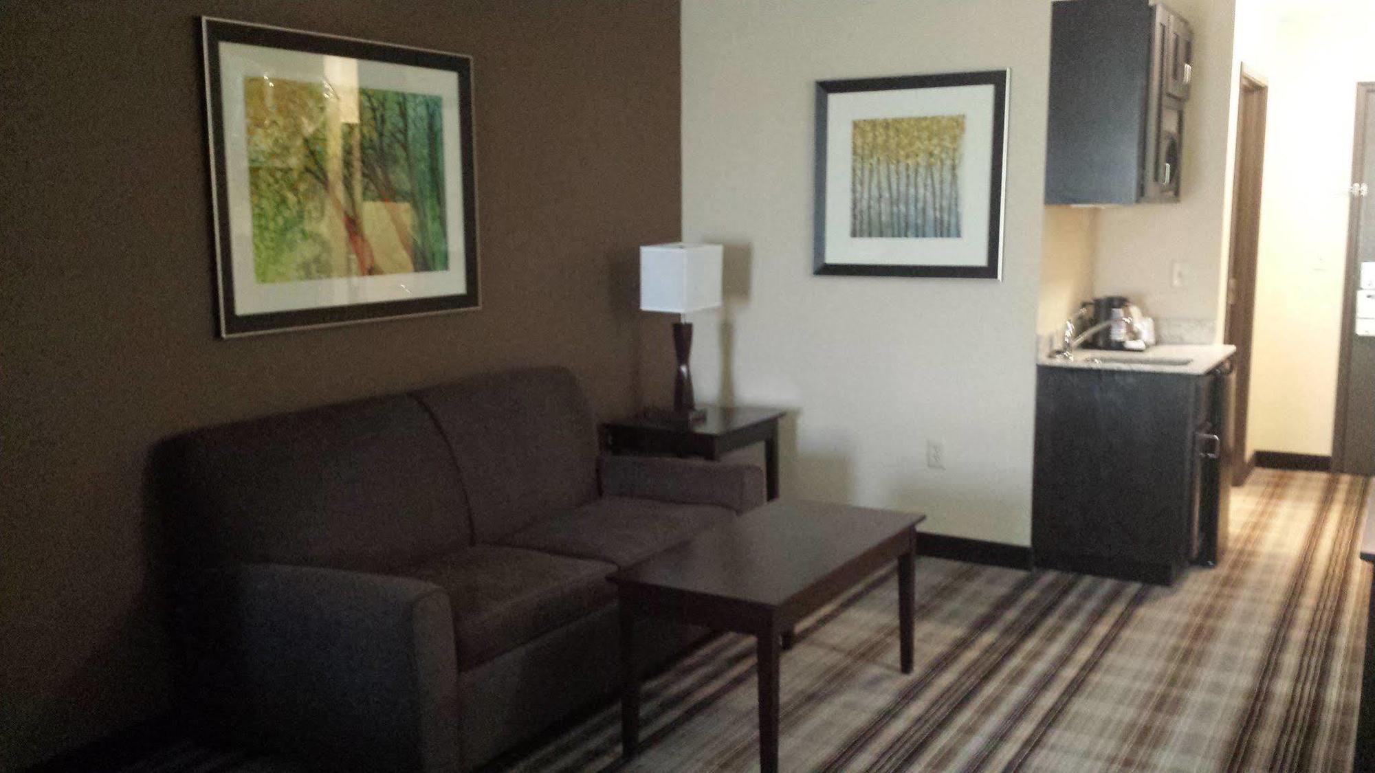 Comfort Inn & Suites Emporia Esterno foto